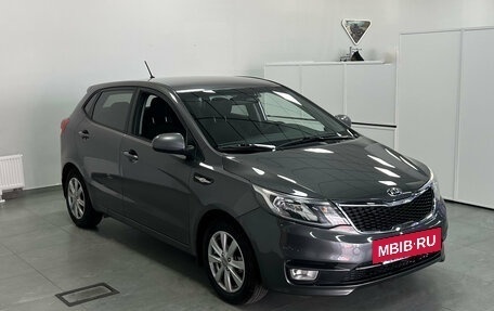 KIA Rio III рестайлинг, 2015 год, 985 000 рублей, 3 фотография