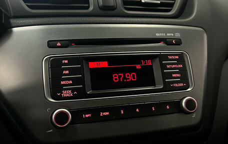 KIA Rio III рестайлинг, 2015 год, 985 000 рублей, 14 фотография