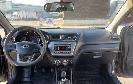 KIA Rio III рестайлинг, 2014 год, 370 000 рублей, 12 фотография