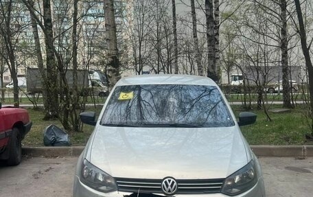 Volkswagen Polo VI (EU Market), 2013 год, 450 000 рублей, 2 фотография