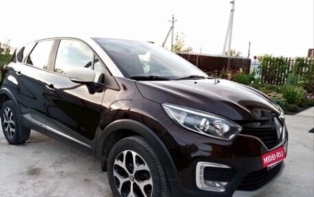 Renault Kaptur I рестайлинг, 2016 год, 1 185 000 рублей, 4 фотография