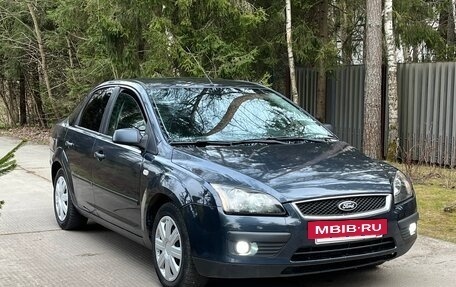 Ford Focus II рестайлинг, 2005 год, 380 000 рублей, 2 фотография
