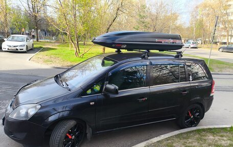 Opel Zafira B, 2011 год, 685 000 рублей, 3 фотография