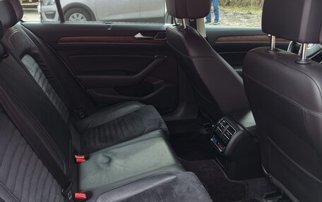 Volkswagen Passat B8 рестайлинг, 2018 год, 2 300 000 рублей, 12 фотография