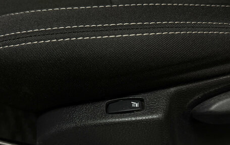 Renault Logan II, 2018 год, 829 900 рублей, 10 фотография