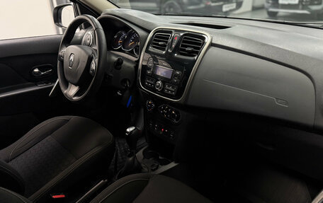 Renault Logan II, 2018 год, 829 900 рублей, 8 фотография