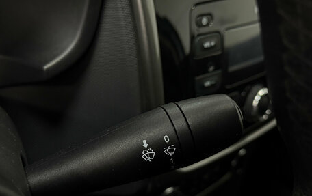 Renault Logan II, 2018 год, 829 900 рублей, 11 фотография