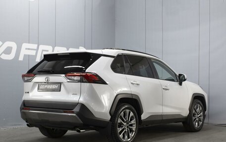 Toyota RAV4, 2021 год, 3 520 000 рублей, 2 фотография