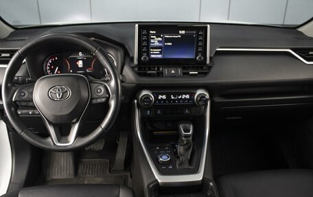 Toyota RAV4, 2021 год, 3 520 000 рублей, 5 фотография