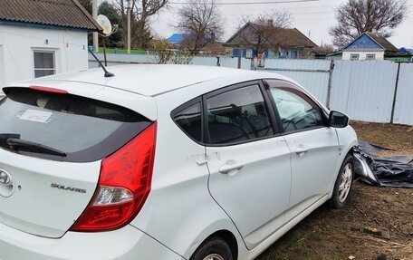 Hyundai Solaris II рестайлинг, 2012 год, 350 000 рублей, 5 фотография