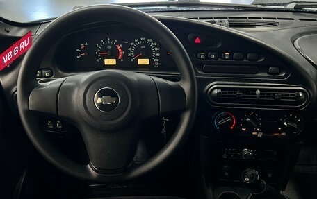 Chevrolet Niva I рестайлинг, 2017 год, 740 000 рублей, 9 фотография