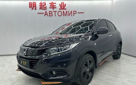 Honda Vezel, 2021 год, 1 700 000 рублей, 1 фотография
