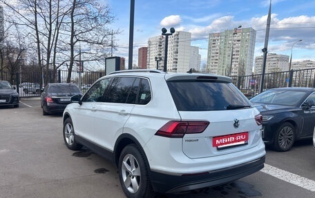 Volkswagen Tiguan II, 2020 год, 3 200 000 рублей, 3 фотография