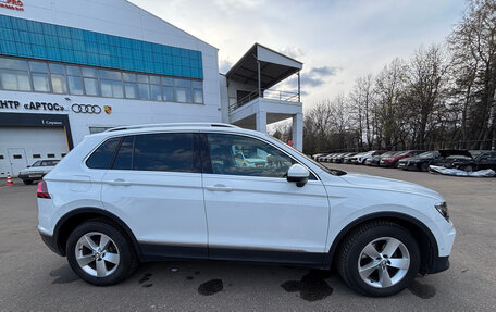 Volkswagen Tiguan II, 2020 год, 3 200 000 рублей, 6 фотография