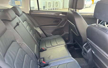 Volkswagen Tiguan II, 2020 год, 3 200 000 рублей, 15 фотография