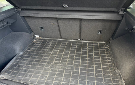 Volkswagen Tiguan II, 2020 год, 3 200 000 рублей, 19 фотография