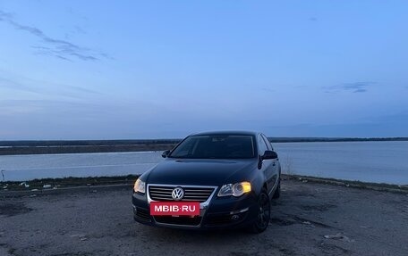 Volkswagen Passat B6, 2008 год, 760 000 рублей, 2 фотография