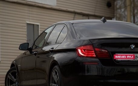 BMW 5 серия, 2011 год, 1 800 000 рублей, 7 фотография