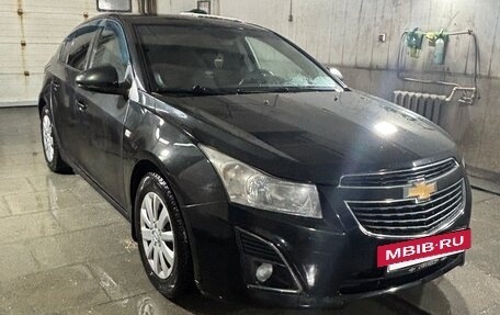 Chevrolet Cruze II, 2013 год, 800 000 рублей, 5 фотография