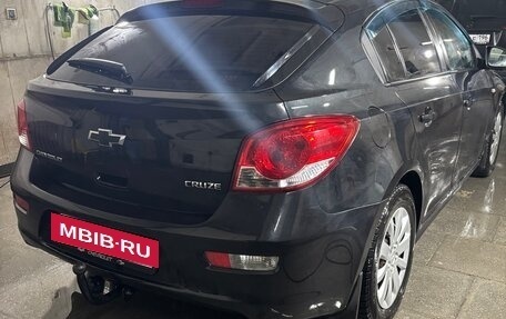 Chevrolet Cruze II, 2013 год, 800 000 рублей, 2 фотография