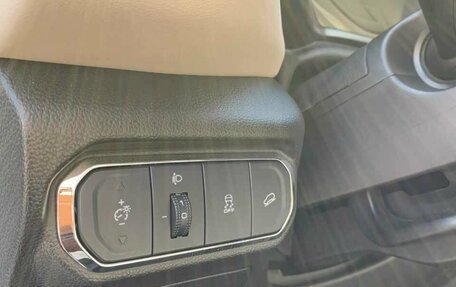 Haval Jolion, 2024 год, 2 360 000 рублей, 23 фотография