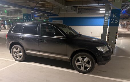 Volkswagen Touareg III, 2007 год, 1 320 000 рублей, 2 фотография