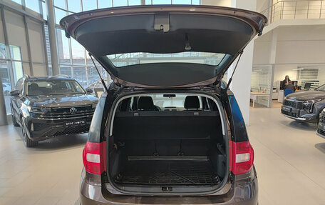 Skoda Yeti I рестайлинг, 2017 год, 1 584 000 рублей, 14 фотография