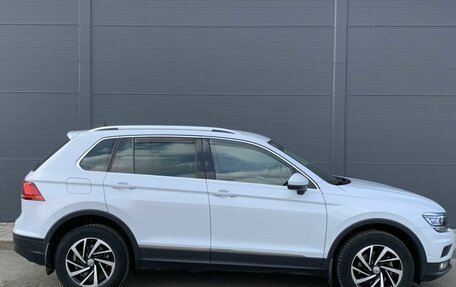 Volkswagen Tiguan II, 2018 год, 2 375 000 рублей, 7 фотография