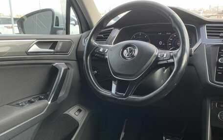 Volkswagen Tiguan II, 2018 год, 2 375 000 рублей, 17 фотография