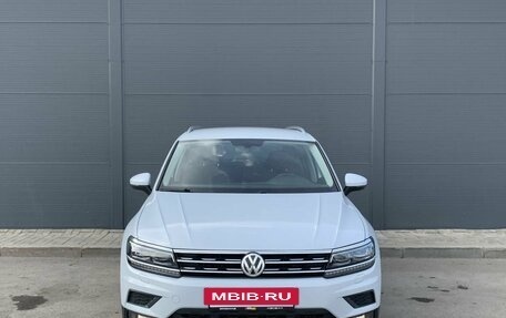 Volkswagen Tiguan II, 2018 год, 2 375 000 рублей, 5 фотография