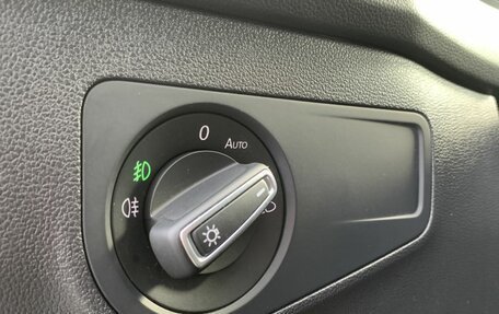 Volkswagen Tiguan II, 2018 год, 2 375 000 рублей, 21 фотография