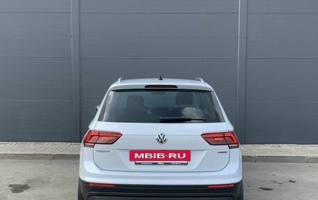 Volkswagen Tiguan II, 2018 год, 2 375 000 рублей, 27 фотография