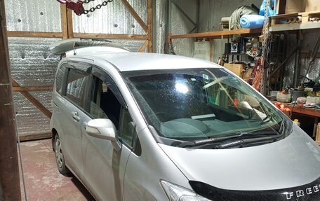 Honda Freed I, 2012 год, 1 060 000 рублей, 6 фотография