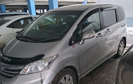 Honda Freed I, 2012 год, 1 060 000 рублей, 2 фотография