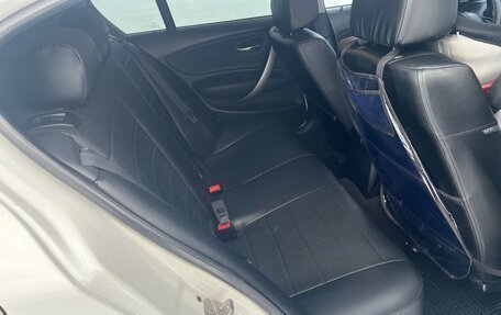 BMW 1 серия, 2010 год, 900 000 рублей, 13 фотография