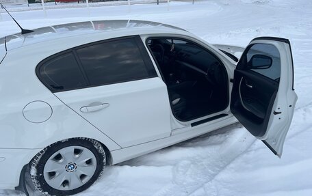 BMW 1 серия, 2010 год, 900 000 рублей, 15 фотография