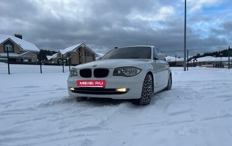 BMW 1 серия, 2010 год, 900 000 рублей, 17 фотография