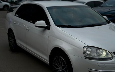 Volkswagen Jetta VI, 2009 год, 740 000 рублей, 6 фотография