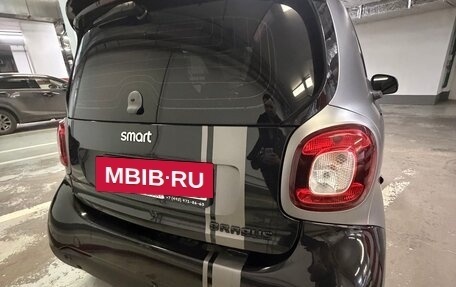Smart Fortwo III, 2016 год, 1 199 000 рублей, 6 фотография