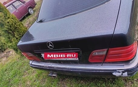 Mercedes-Benz E-Класс, 1998 год, 340 000 рублей, 6 фотография