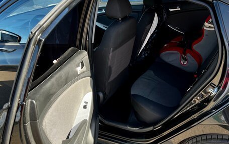 Hyundai Solaris II рестайлинг, 2011 год, 880 000 рублей, 18 фотография