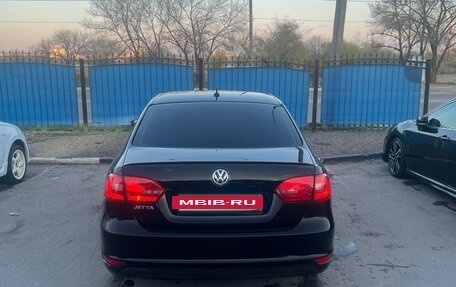 Volkswagen Jetta VI, 2012 год, 850 000 рублей, 6 фотография