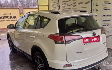 Toyota RAV4, 2016 год, 2 300 000 рублей, 8 фотография
