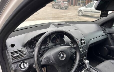 Mercedes-Benz C-Класс, 2010 год, 1 125 000 рублей, 4 фотография