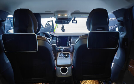 Volvo V90 Cross Country I рестайлинг, 2017 год, 2 430 000 рублей, 10 фотография