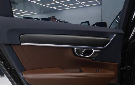 Volvo V90 Cross Country I рестайлинг, 2017 год, 2 430 000 рублей, 16 фотография