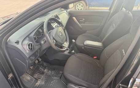 Renault Sandero II рестайлинг, 2015 год, 1 000 000 рублей, 5 фотография