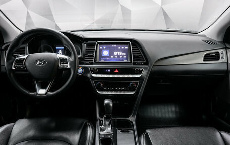 Hyundai Sonata VII, 2018 год, 1 850 000 рублей, 4 фотография