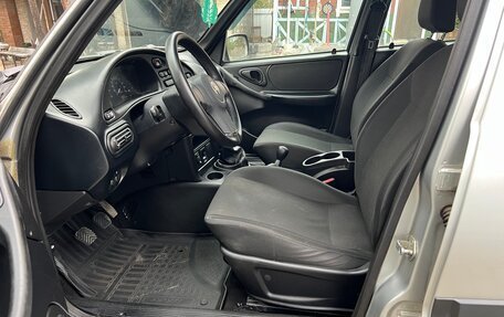 Chevrolet Niva I рестайлинг, 2018 год, 615 000 рублей, 13 фотография