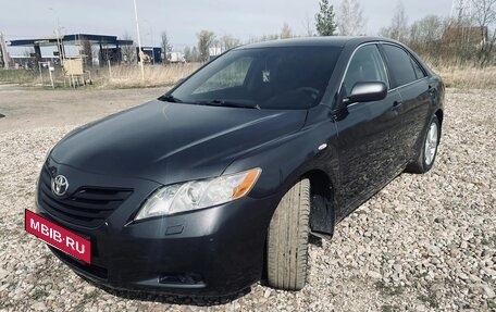 Toyota Camry, 2008 год, 900 000 рублей, 2 фотография